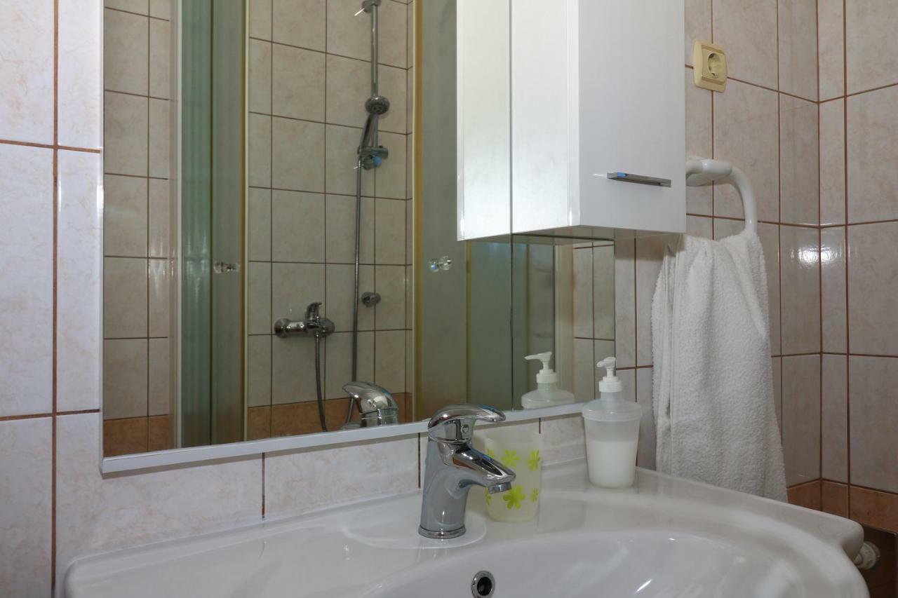 Apartments Sladana Єзера Екстер'єр фото