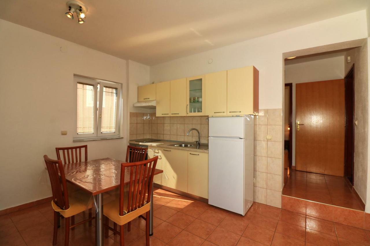 Apartments Sladana Єзера Екстер'єр фото